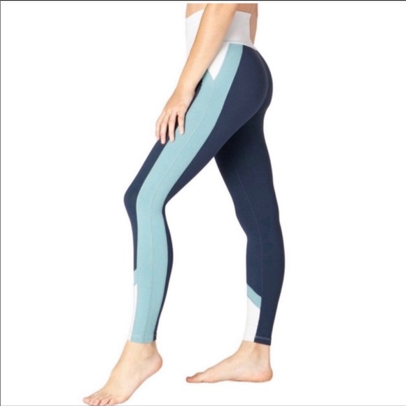 Beyond Yoga True Colorblock High Waist 7/8 Legging - Picture 2 of 9